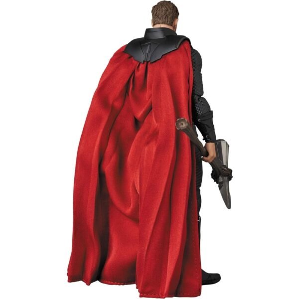 MAFEX Avengers Infinity War Thor 104 - Image 4